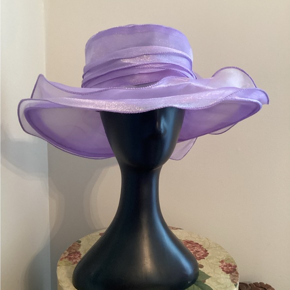 🌹Elegant Lavender Purple Organza FACINATOR Hat - Picture 4 of 5
